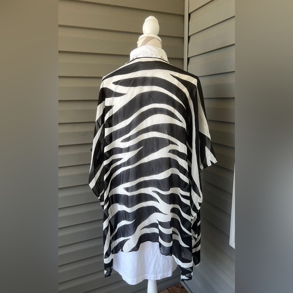 Chico’s 100 % Silk Kimono Zebra Print Open Front Cardigan Top OS - Picture 6 of 9